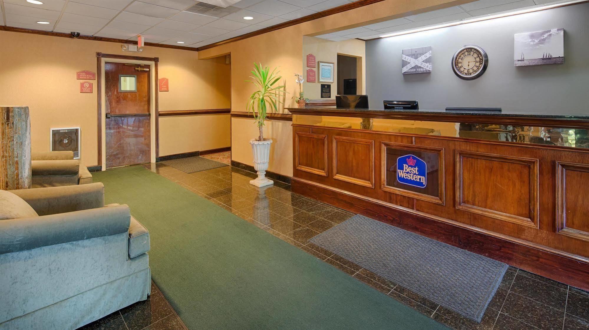 Best Western Plus South Hill Inn Zewnętrze zdjęcie