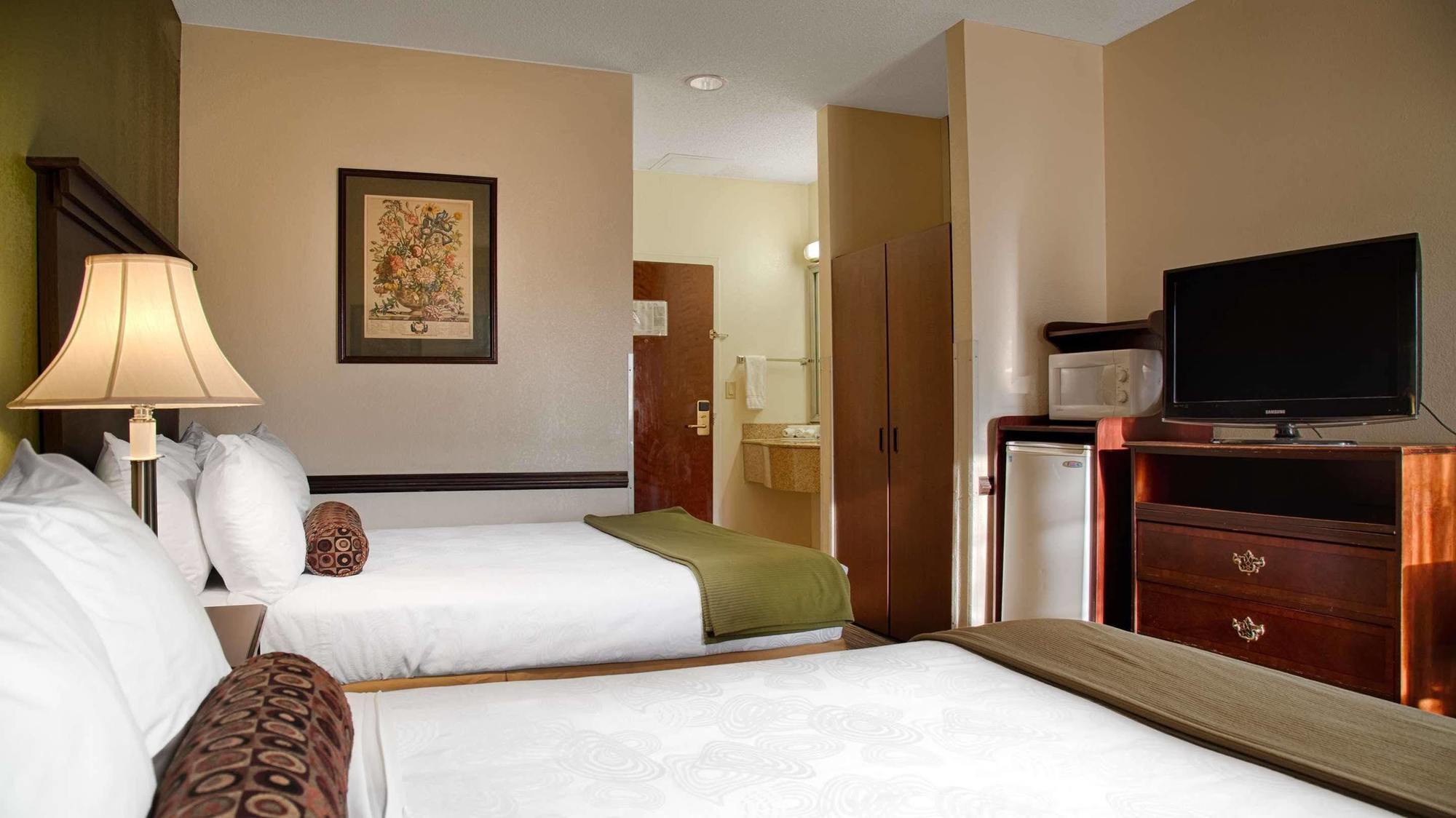 Best Western Plus South Hill Inn Zewnętrze zdjęcie